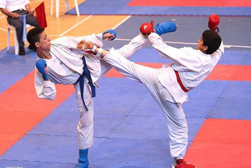 استقبال شایسته از قهرمانان کشوری کاراته کای جیرفت